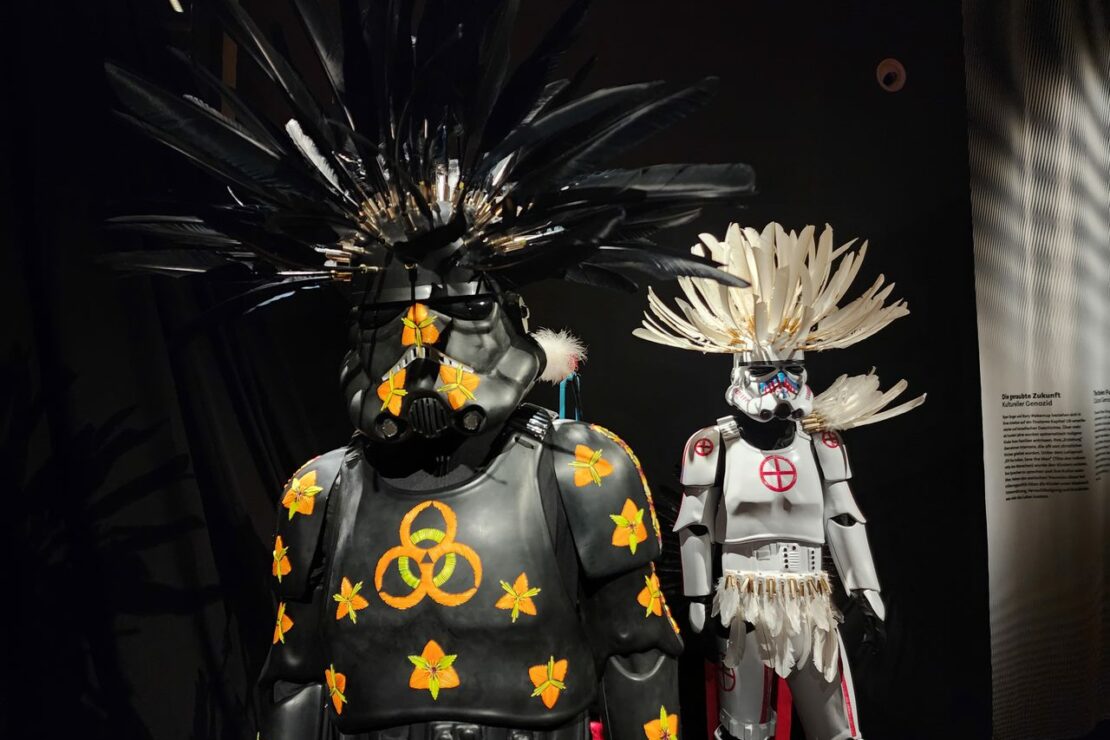 Go to “Smart Wars” Opening Reception